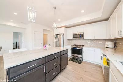 347 Masters Drive, Addison, IL 60101 - Photo 4