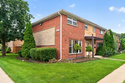 210 Linn Court #A, North Aurora, IL 60542 - Photo 2