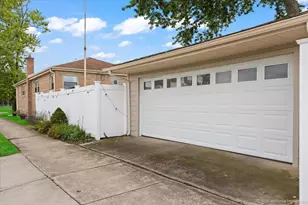 9100 S Ridgeway Ave, Evergreen Park, IL 60805 - Photo 32