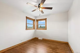 9100 S Ridgeway Ave, Evergreen Park, IL 60805 - Photo 18