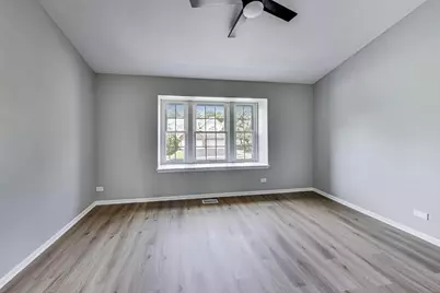 2105 Glasgow Court #2105, Hanover Park, IL 60133 - Photo 14