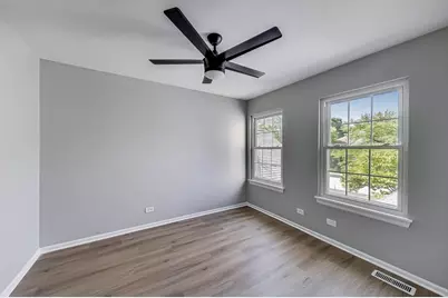 2105 Glasgow Court #2105, Hanover Park, IL 60133 - Photo 18