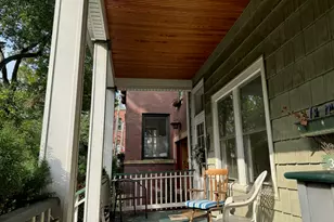 3933 N Ravenswood Ave, Chicago, IL 60613 - Photo 2
