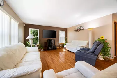 812 Honeysuckle Lane, Aurora, IL 60506 - Photo 12