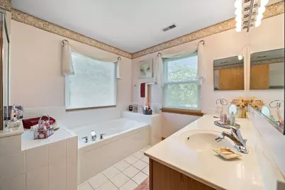 812 Honeysuckle Lane, Aurora, IL 60506 - Photo 22