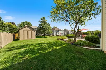 812 Honeysuckle Lane, Aurora, IL 60506 - Photo 34