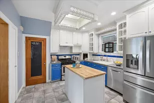 2527 Hainsworth Ave, North Riverside, IL 60546 - Photo 8