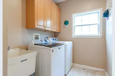 124 Carmella Drive, Crystal Lake, IL 60012 - Photo 14
