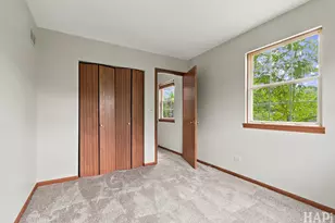 918 Knightsbridge Dr, Island Lake, IL 60042 - Photo 12