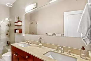 645 Custer Ave, Evanston, IL 60202 - Photo 12