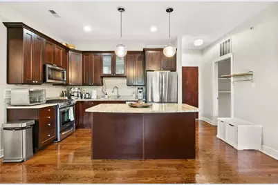 645 Custer Avenue #403, Evanston, IL 60202 - Photo 4
