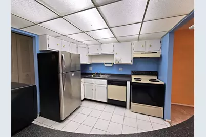 9701 N Dee Road #6M, Niles, IL 60714 - Photo 8