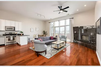 1395 N Milwaukee Avenue #3E, Chicago, IL 60622 - Photo 2