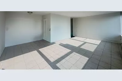1255 N Sandburg Terrace #2403, Chicago, IL 60610 - Photo 14