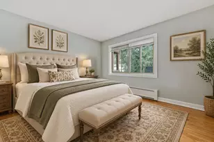 7021 N Ridge Blvd, Chicago, IL 60645 - Photo 10