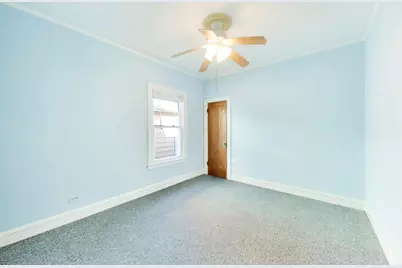 5920 W Berenice Avenue, Chicago, IL 60634 - Photo 12