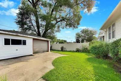 5920 W Berenice Avenue, Chicago, IL 60634 - Photo 34