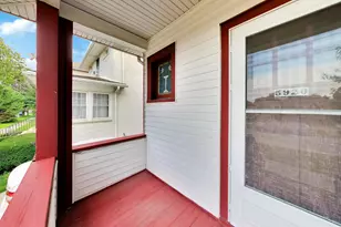 5920 W Berenice Ave, Chicago, IL 60634 - Photo 2