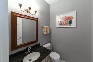 687 E Lenox Ln, Palatine, IL 60074 - Photo 16