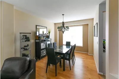 687 E Lenox Lane, Palatine, IL 60074 - Photo 4