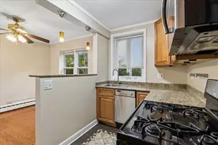 327 Callan Ave, Evanston, IL 60202 - Photo 10