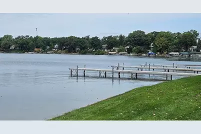 33147 N Lake Shore Drive, Grayslake, IL 60030 - Photo 30