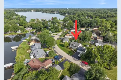 33147 N Lake Shore Drive, Grayslake, IL 60030 - Photo 2