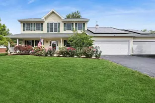 33147 N Lake Shore Dr, Grayslake, IL 60030 - Photo 1