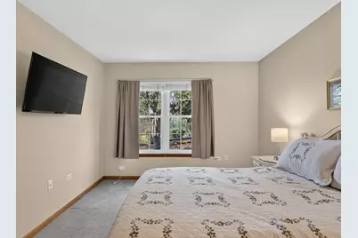 1970 Gary Court #B, Schaumburg, IL 60193 - Photo 22