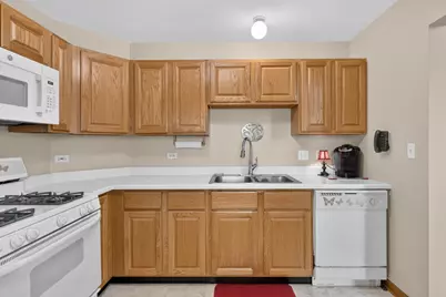 1970 Gary Court #B, Schaumburg, IL 60193 - Photo 12