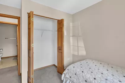 1970 Gary Court #B, Schaumburg, IL 60193 - Photo 18