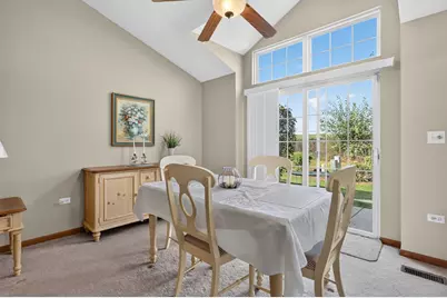 1970 Gary Court #B, Schaumburg, IL 60193 - Photo 8