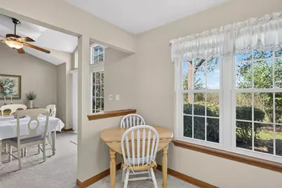 1970 Gary Court #B, Schaumburg, IL 60193 - Photo 14