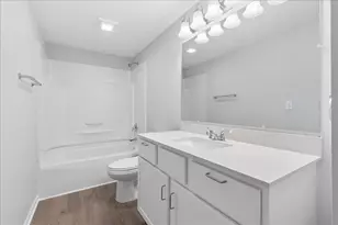 1188 E 3300 North Rd, Chebanse, IL 60922 - Photo 16