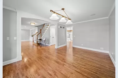 1029 N Carlyle Lane, Arlington Heights, IL 60004 - Photo 10