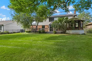 1029 N Carlyle Ln, Arlington Heights, IL 60004 - Photo 44