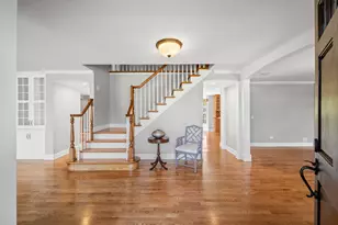1029 N Carlyle Ln, Arlington Heights, IL 60004 - Photo 4