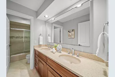 1029 N Carlyle Lane, Arlington Heights, IL 60004 - Photo 32
