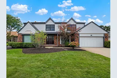 1029 N Carlyle Lane, Arlington Heights, IL 60004 - Photo 1
