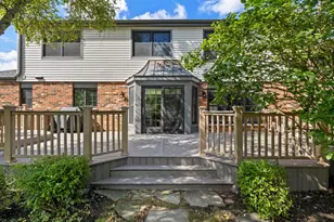 1029 N Carlyle Ln, Arlington Heights, IL 60004 - Photo 42