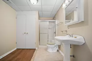 [Address not provided], Elgin, IL 60123 - Photo 26
