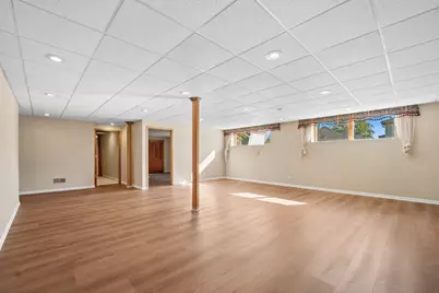 [Address not provided], Elgin, IL 60123 - Photo 22