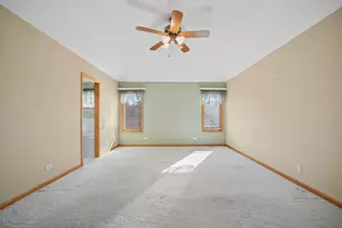 [Address not provided], Elgin, IL 60123 - Photo 16