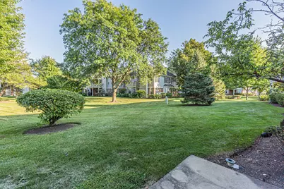 1239 S Wellington Court #1239, Buffalo Grove, IL 60089 - Photo 24