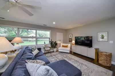 1612 N Washington Street, Wheaton, IL 60187 - Photo 10