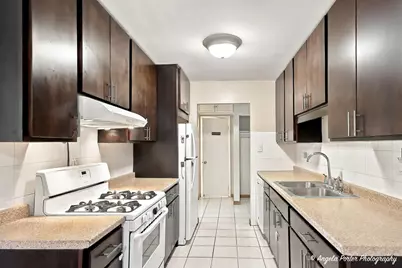 8970 N Parkside Avenue #406, Des Plaines, IL 60016 - Photo 6
