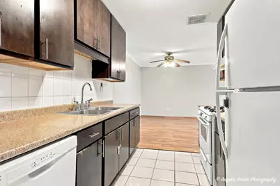 8970 N Parkside Avenue #406, Des Plaines, IL 60016 - Photo 8