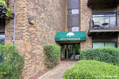 8970 N Parkside Avenue #406, Des Plaines, IL 60016 - Photo 2