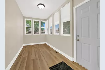 3237 W 64th Place, Chicago, IL 60629 - Photo 12