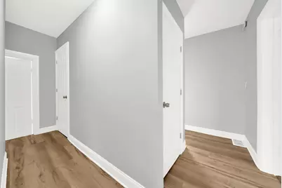 3237 W 64th Place, Chicago, IL 60629 - Photo 8
